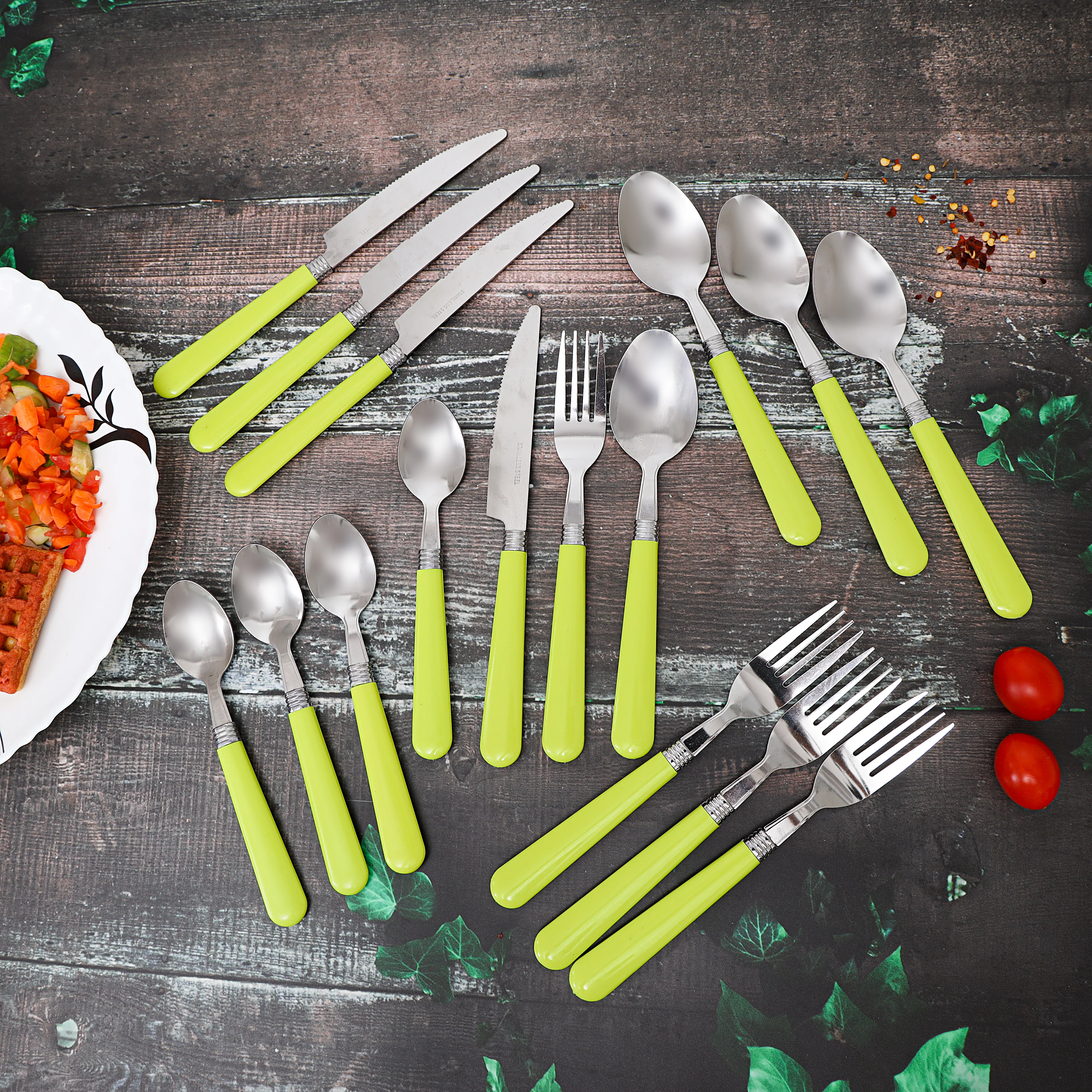 Delcasa DC1037 16PCS Cutlery Set| includes 4 table forks, 4 table knives, 4 table spoons and 4 tea spoons| made of durable stainless steel with elegant handles| - Image 4
