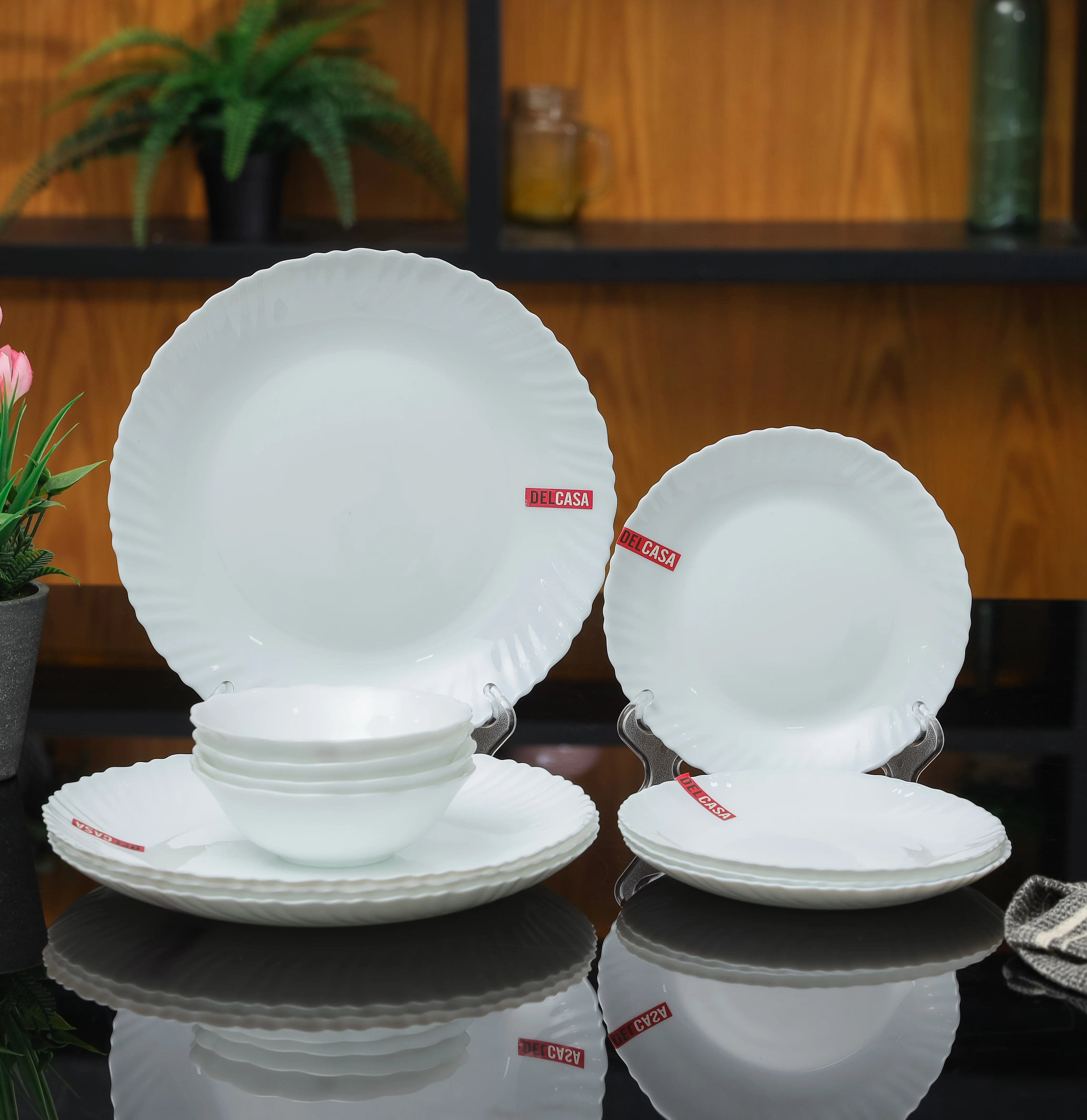 Delcasa DC2133 opalware dinner set| includes 12pcs with 10” dinner plates, 7.5” dessert plates and 5” bowls| hygienic, chip and scratch resistant, freezer safe| - Image 2