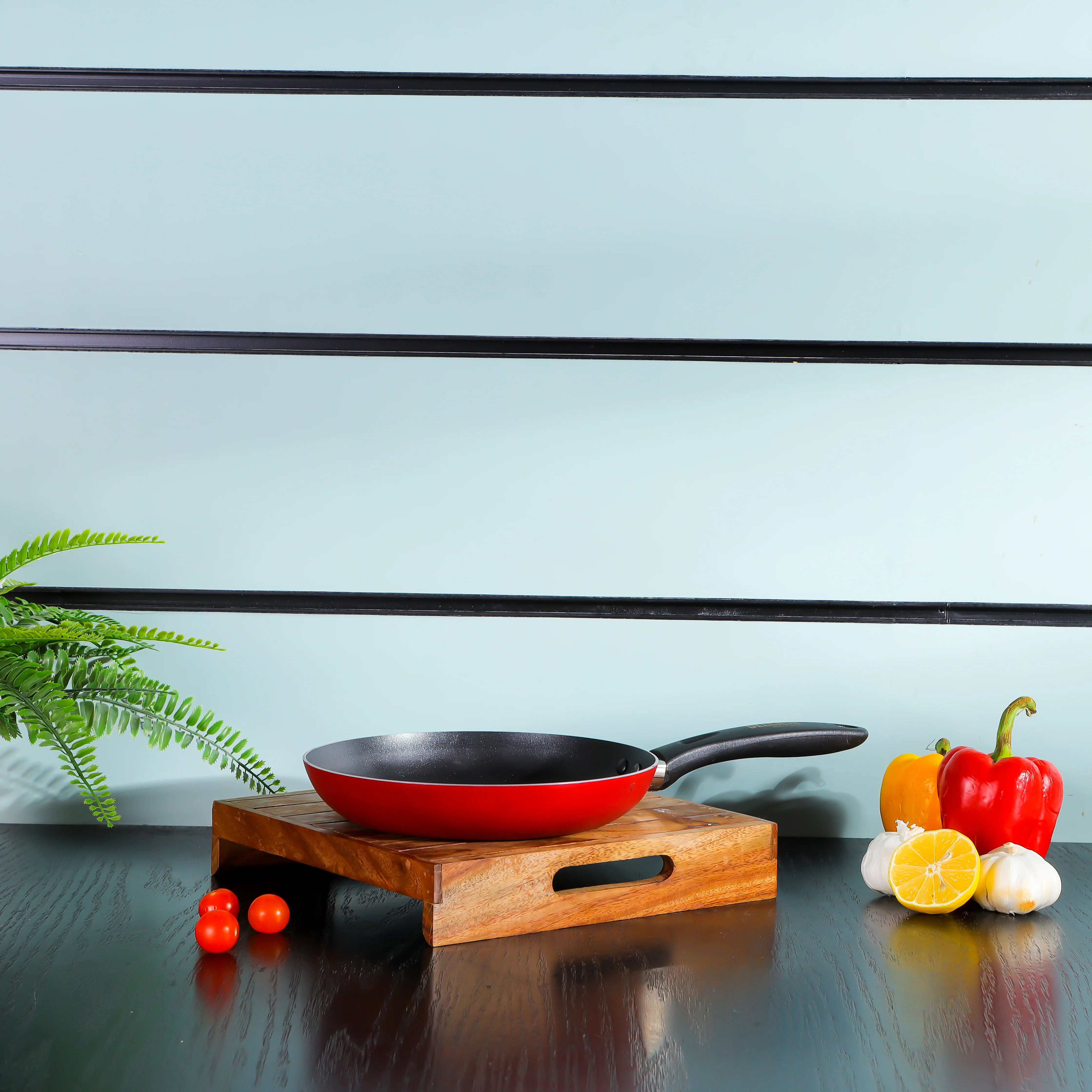Delcasa DC2906 Nonstick Frypan | made from heavy gauge virgin aluminium with durable PTFE coating| PFOA free design ensures safe cooking with easy food release| - Image 4