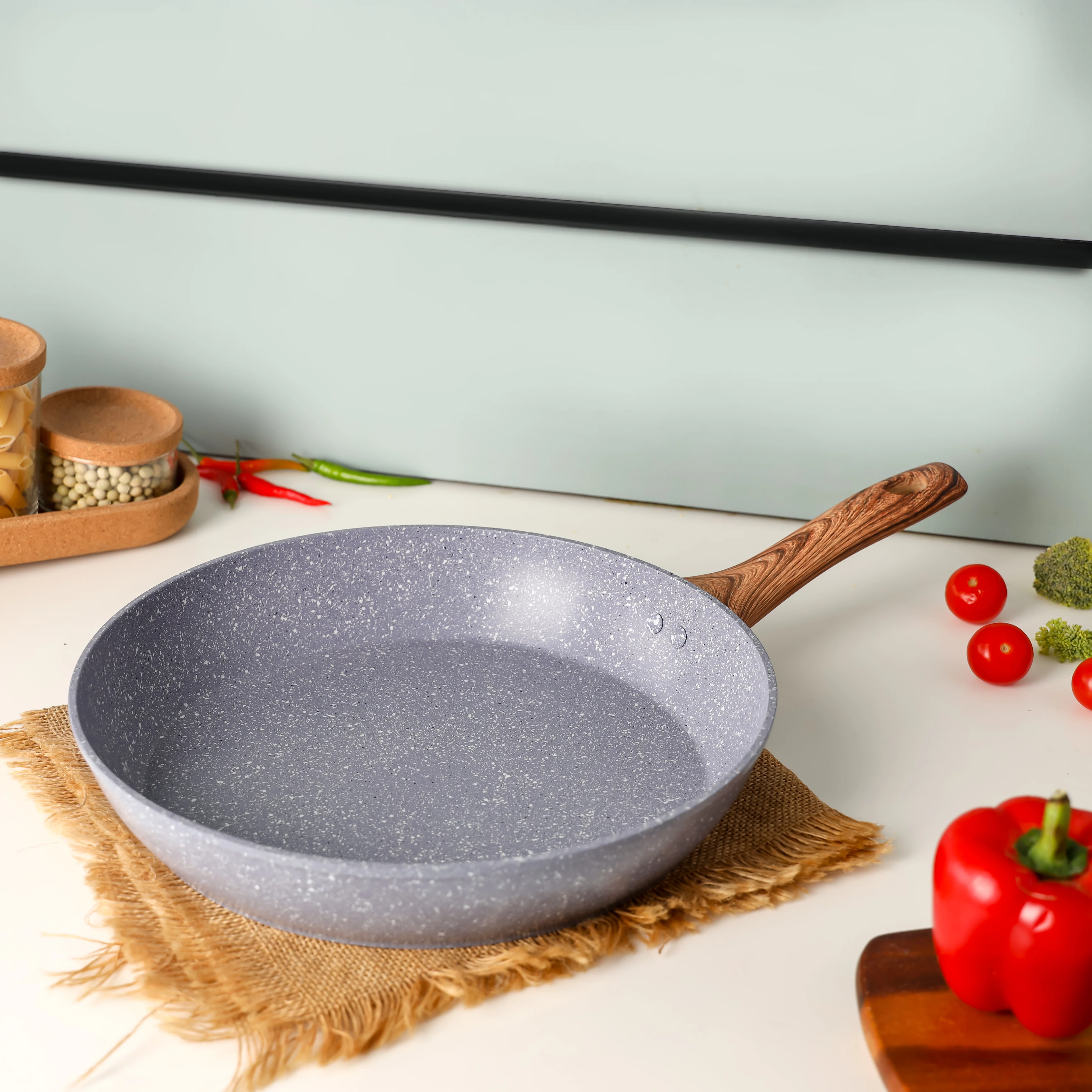 Delcasa DC3324 Essential frypan| forged aluminium body with 5-layer granite coating & induction bottom| wooden finish bakelite handle. Available sizes 20-30cm| - Image 4