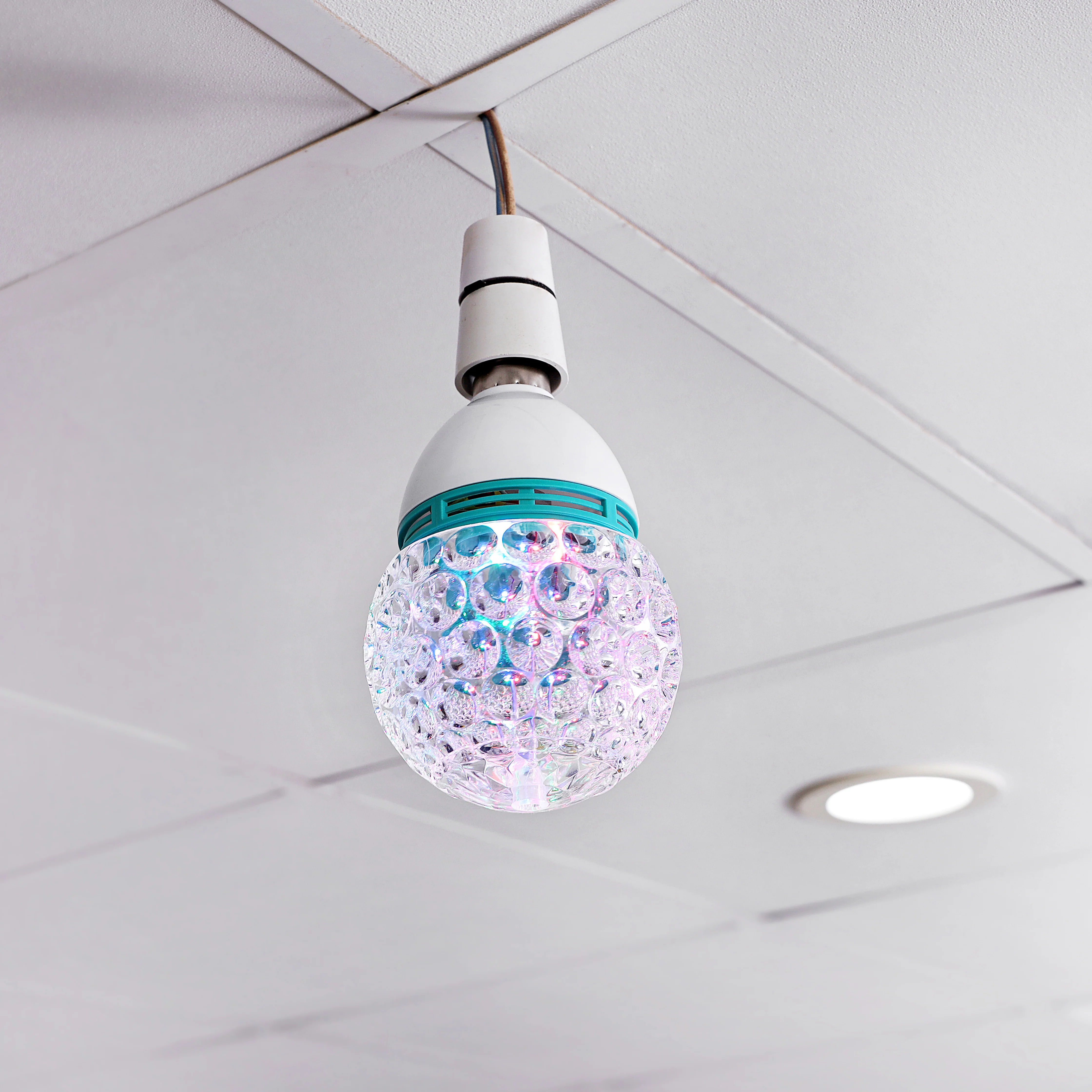 Krypton KNESL5364 LED Color Rotating Lamp| RGB lighting effects with 3W power| Enjoy dynamic rotating colors, 20,000-hour lifespan & energy-saving performance for décor| - Image 3