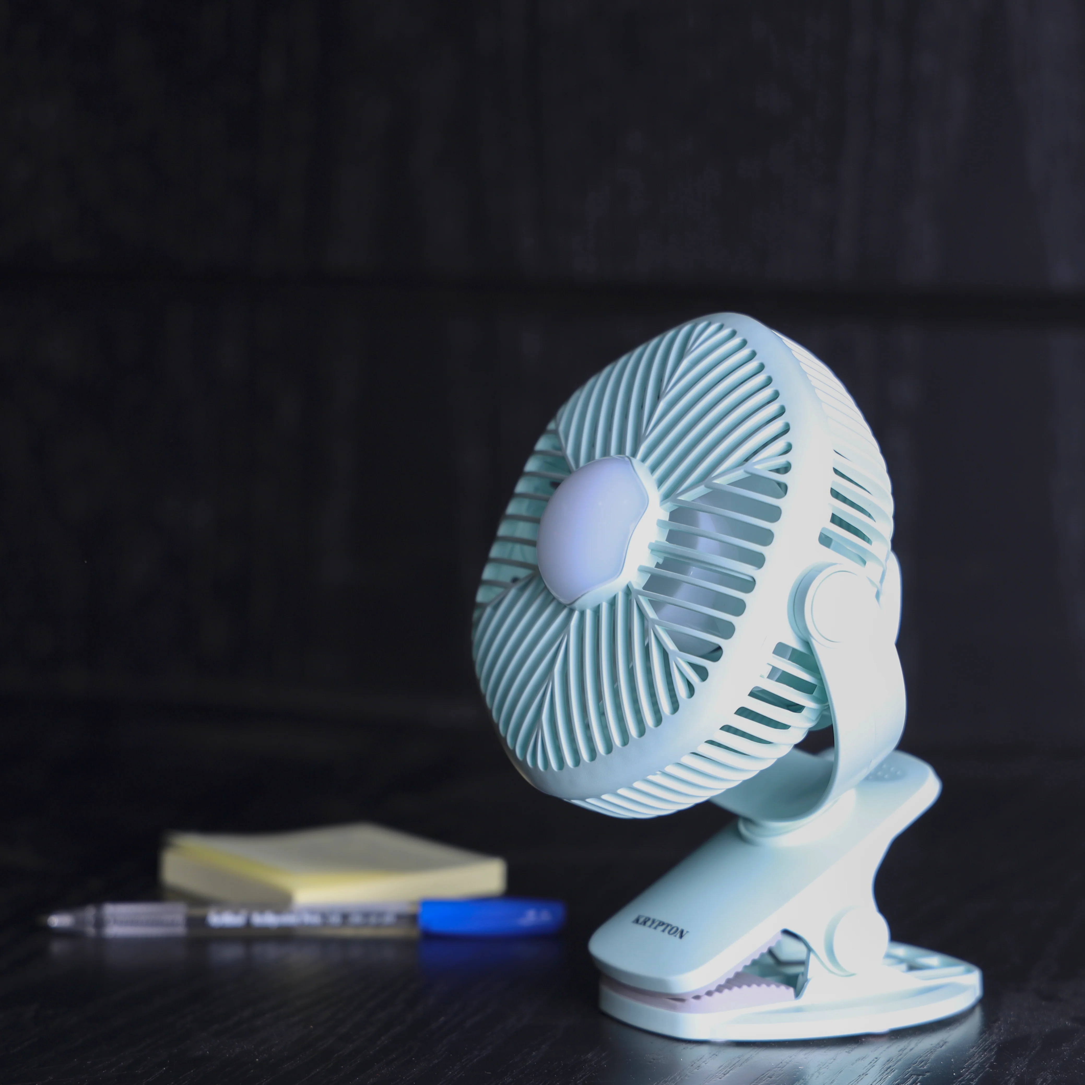 Krypton KNF5405 rechargeable mini fan| LED light, 5 inch design & USB charging| 3 blade airflow, 800mAh battery and 4 hours cooling with portable compact build| - Image 4