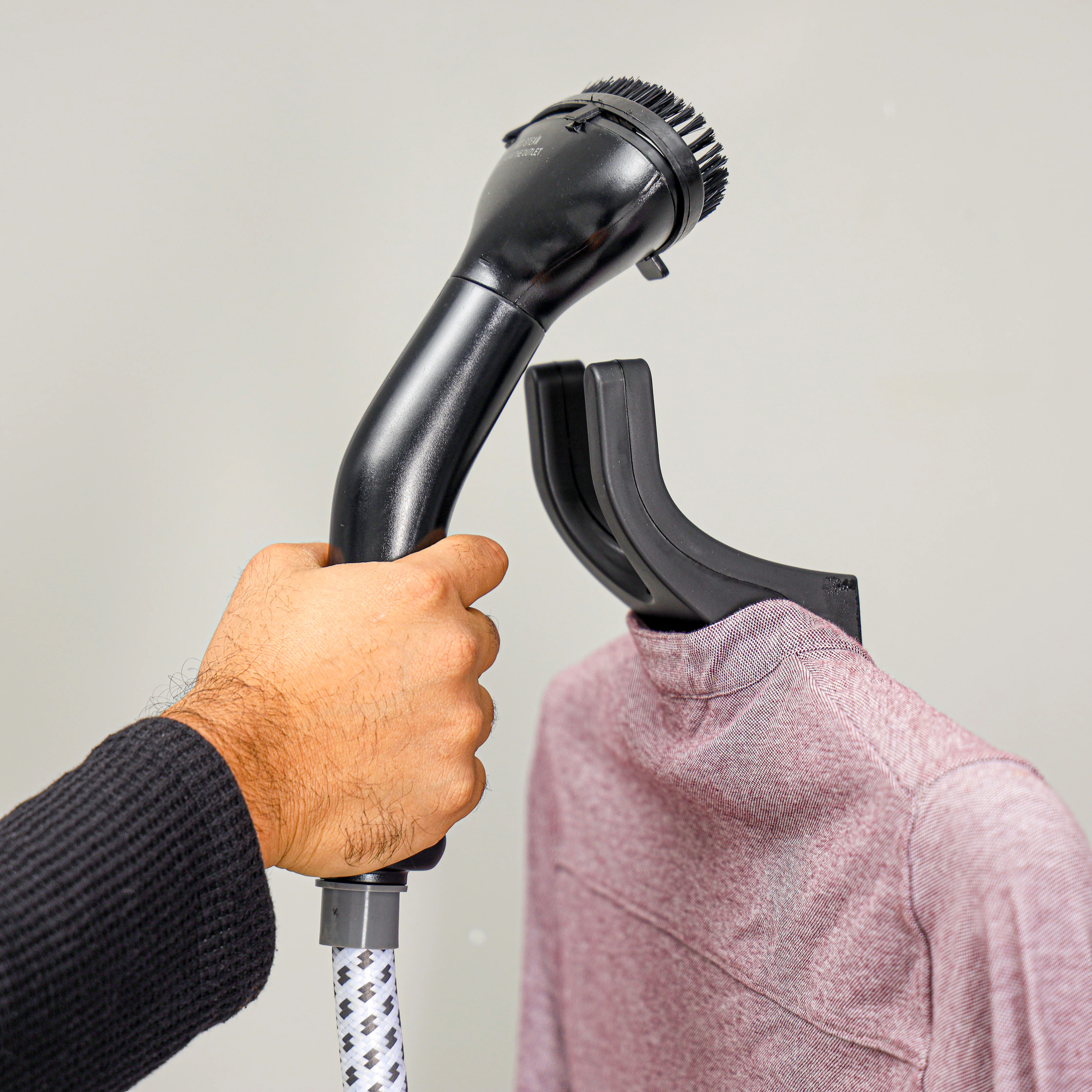 Krypton KNGS6441 Garment Steamer| 2000W power, 60 minutes continuous steam & 1.7L tank| powerful steam output, vertical design, easy maintenance and stable base| - Image 5