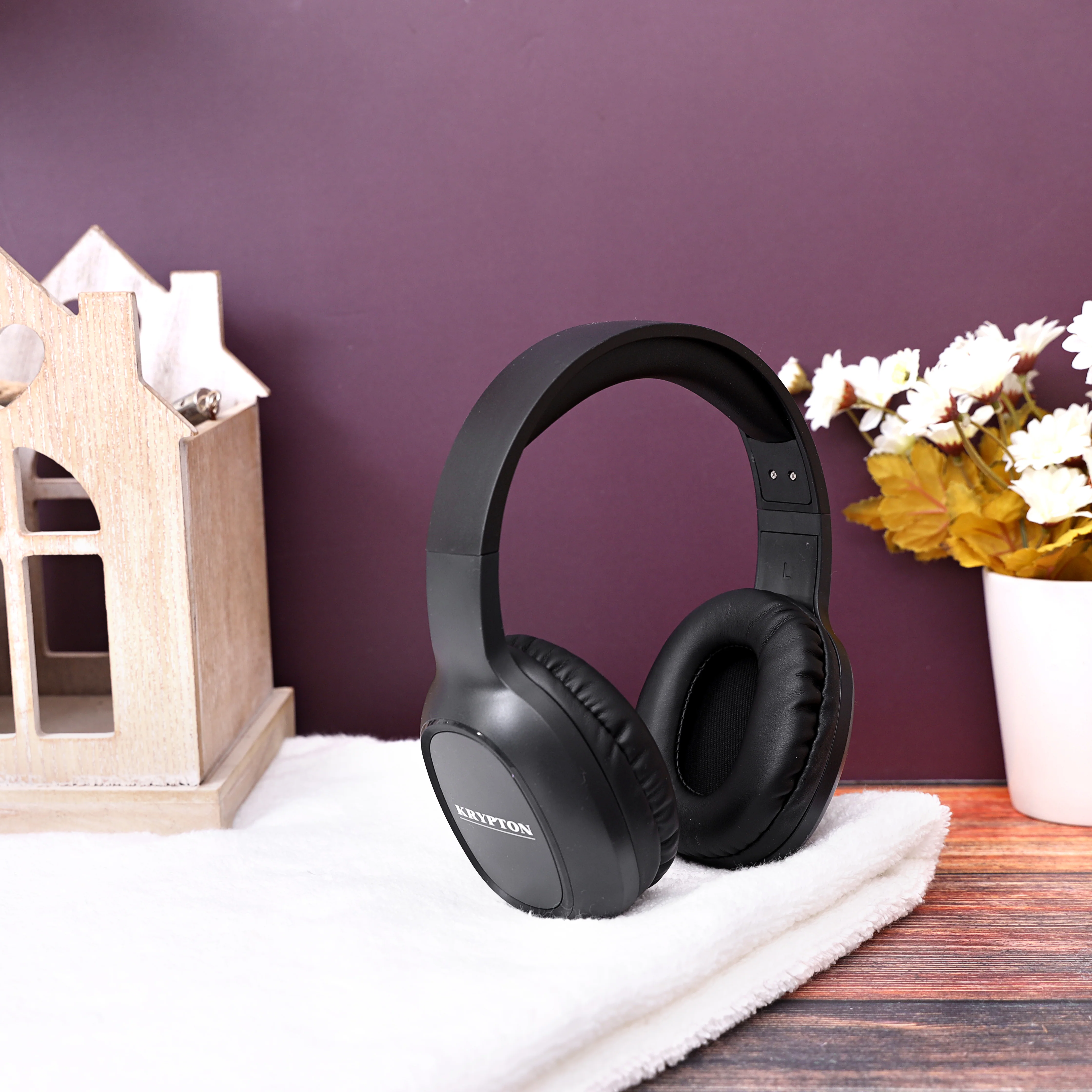 Krypton KNHP5347 Bluetooth Headphone | Wireless & Wired Connectivity, HD Stereo Sound, 40mm Drivers, Bass Audio, Comfortable Over-Ear Design and Up to 10 Hours Playtime - Image 5