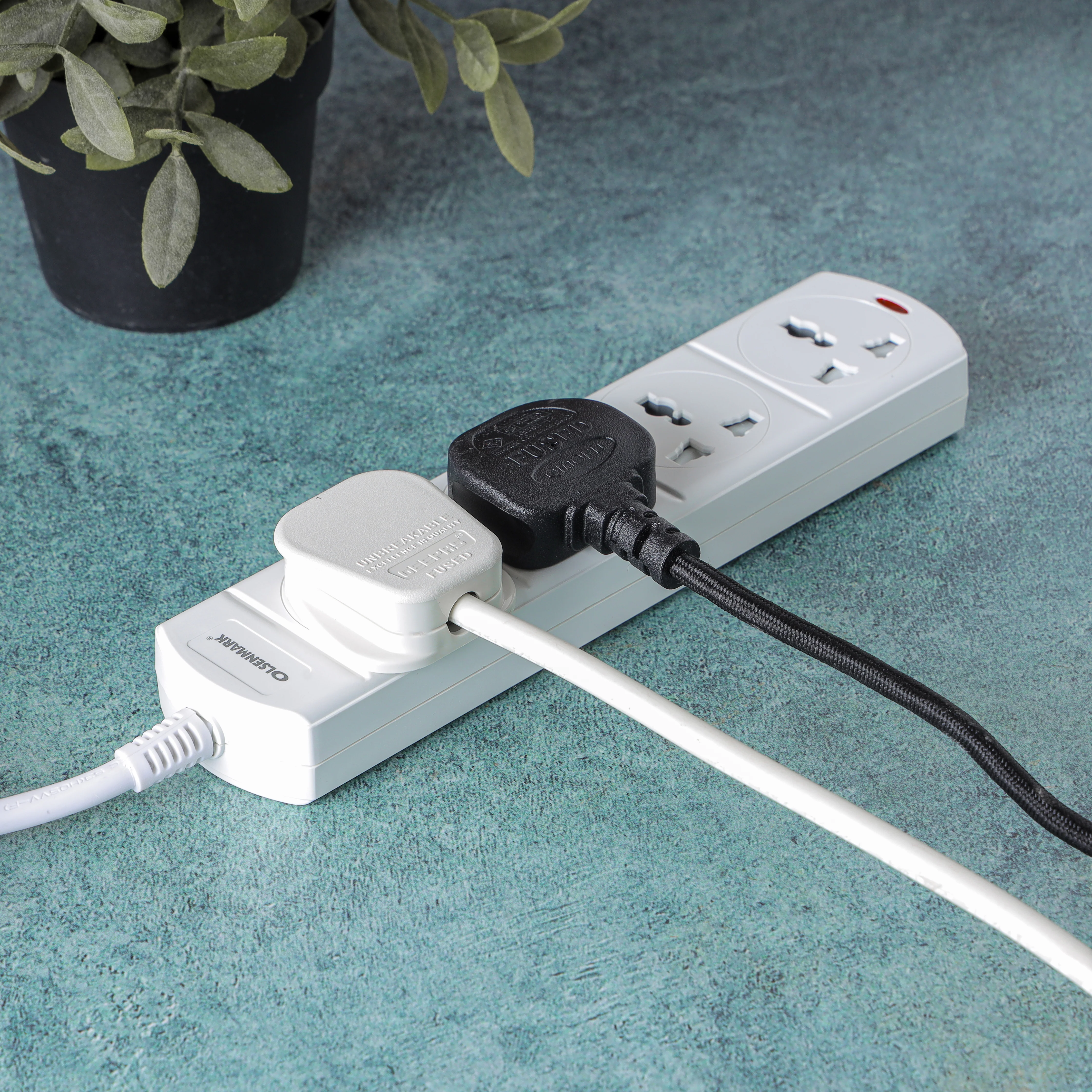 Olsenmark OMES1809D 4 Way Universal Power Socket| light features 13A 250V capacity & fireproof PP housing| child safety protection & durable 3M cable for safe & reliable| - Image 4