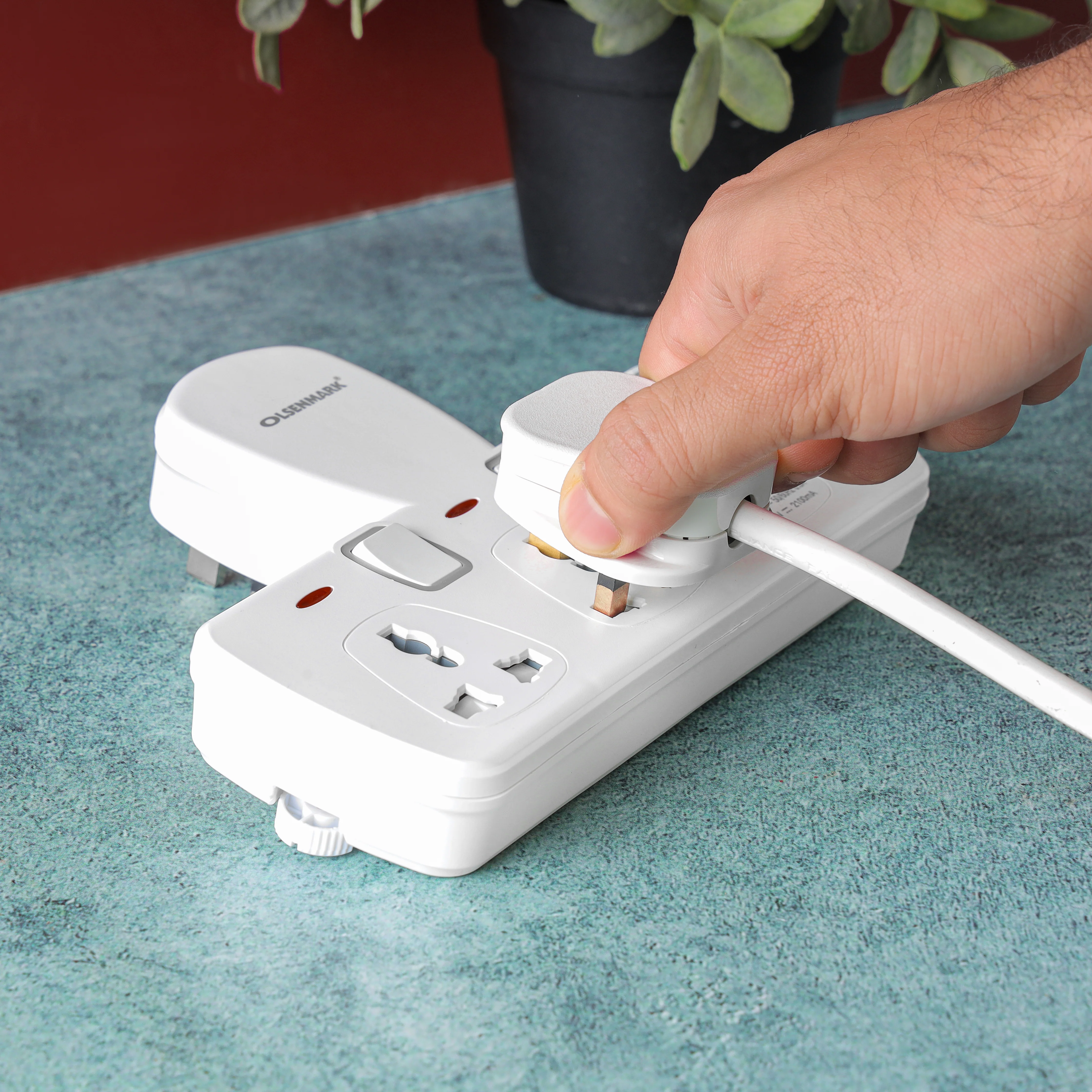 Olsenmark OMES1860 Universal Power Socket| 2 Way with USB Charger & dual USB ports| individual switches, fireproof housing, child safety & energy saving design| - Image 2