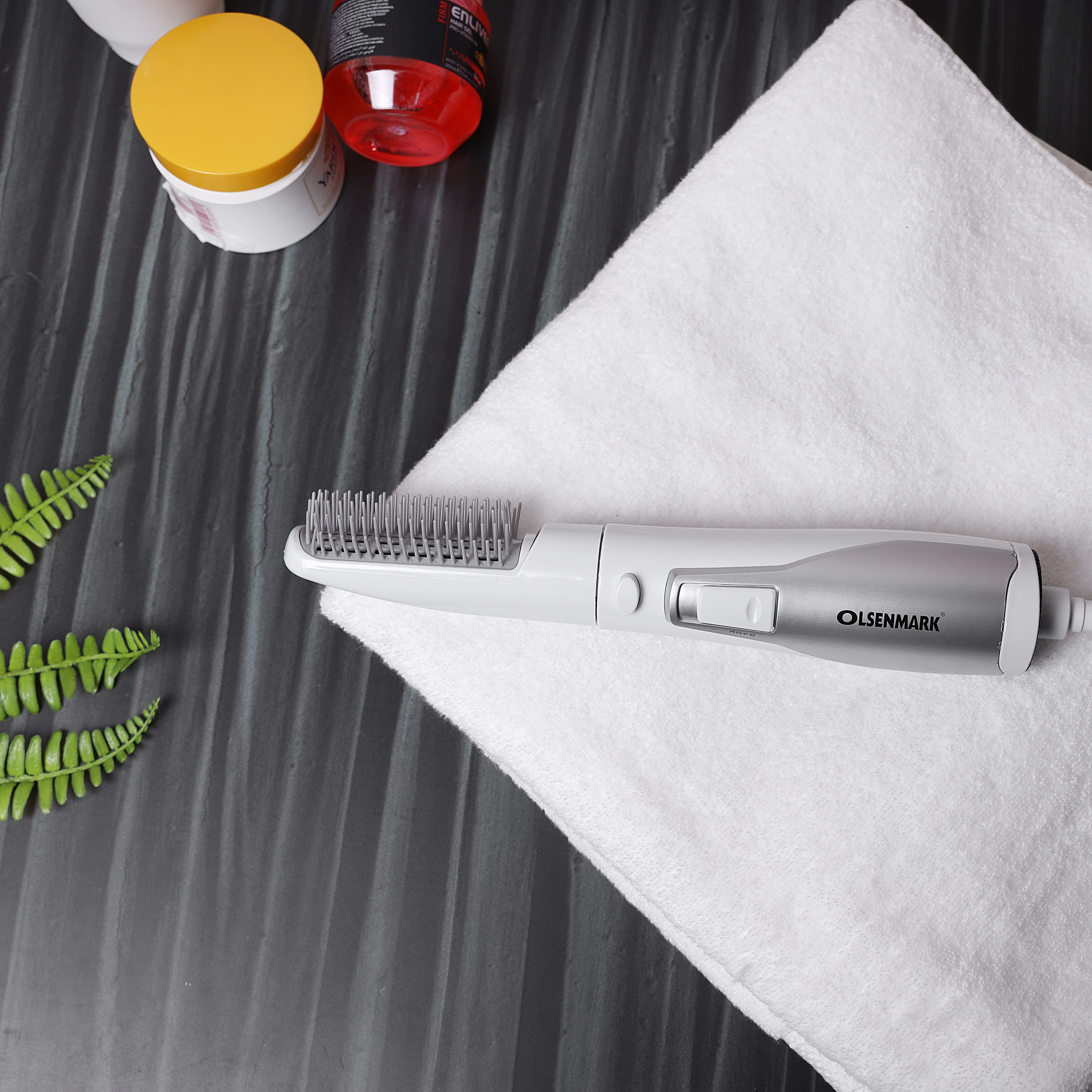 Olsenmark OMH4051 Hair Styler| Flexible Hair Styling Design, Satin Protect Technology & Concentrator Attachment| Easy Operation for Smooth, Shiny and Stylish Hair| - Image 3
