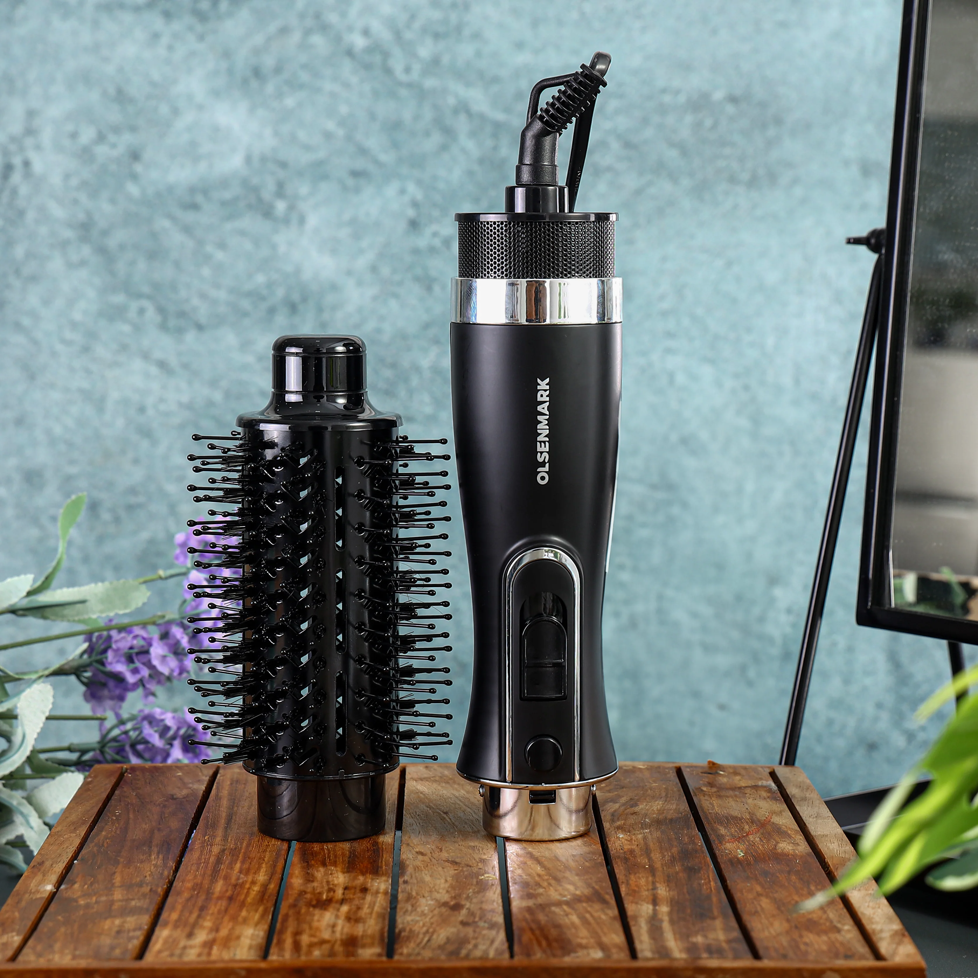 Olsenmark OMH4111 3 in 1 Hot Hairbrush 800W| styling, curling, drying & big round brush| 1 speed setting, 3 heat settings, cool shot function, 360° swivel cord| - Image 3