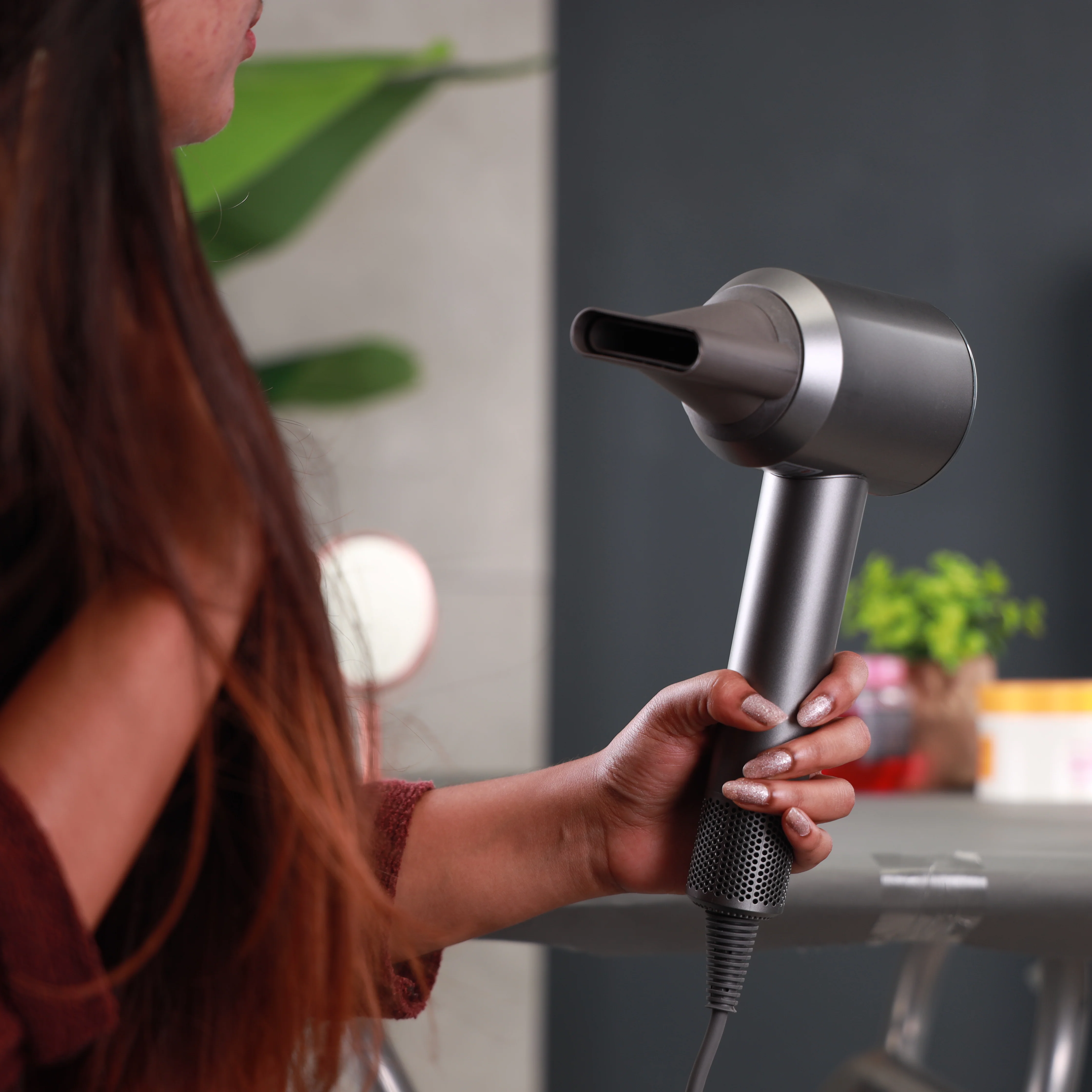 Olsenmark OMH4135 Hair Dryer with powerful 1500W BLDC motor| 3 speed settings, 4 temperature levels & durable ABS body| spray color finish and 1.8m cable for fast drying| - Image 5