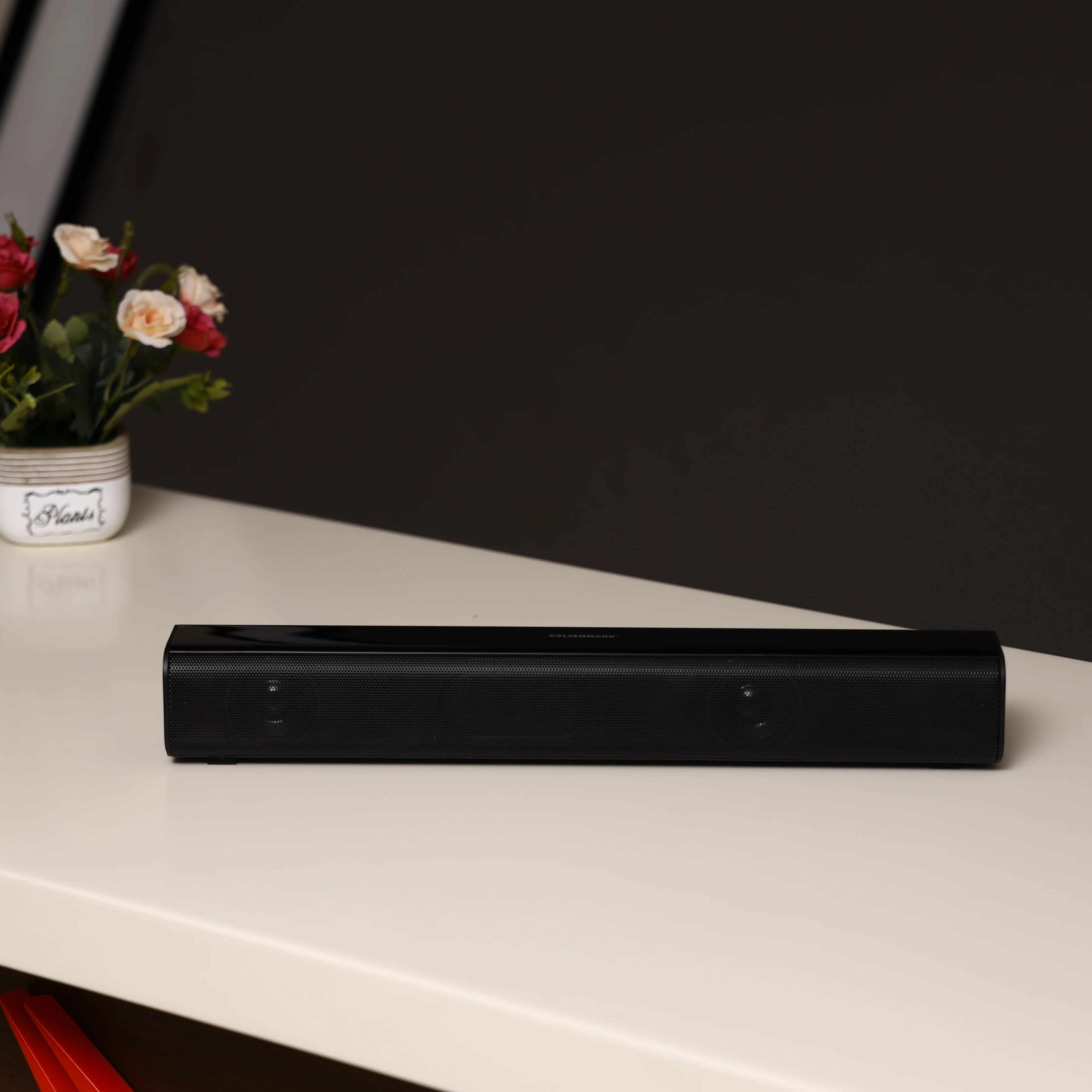 Olsenmark OMMS1208 Portable Wireless Speaker| offers Bluetooth connectivity, USB, AUX, and FM support| delivering clear sound, compact design, and easy portability| - Image 3