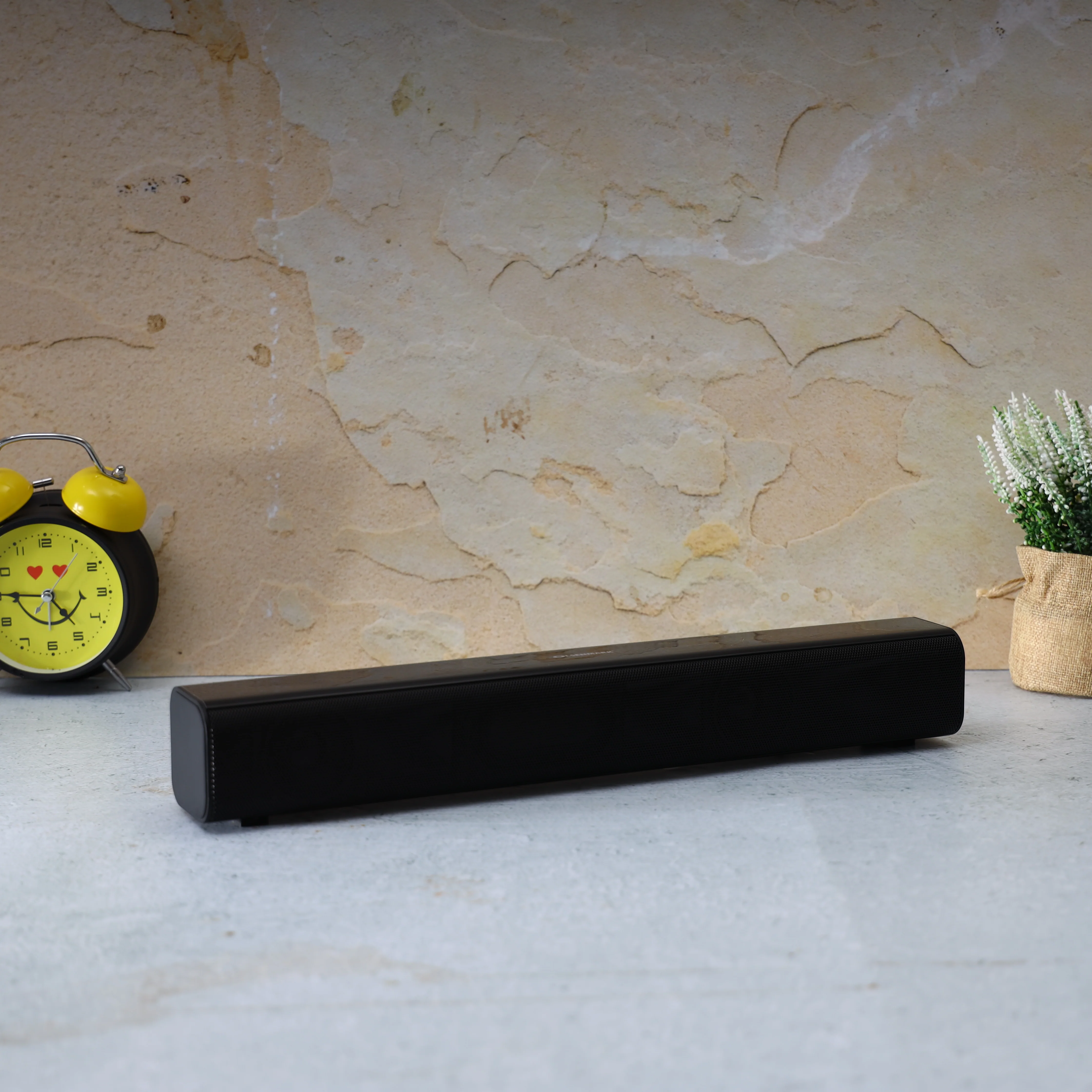 Olsenmark OMMS1208 Portable Wireless Speaker| offers Bluetooth connectivity, USB, AUX, and FM support| delivering clear sound, compact design, and easy portability| - Image 5