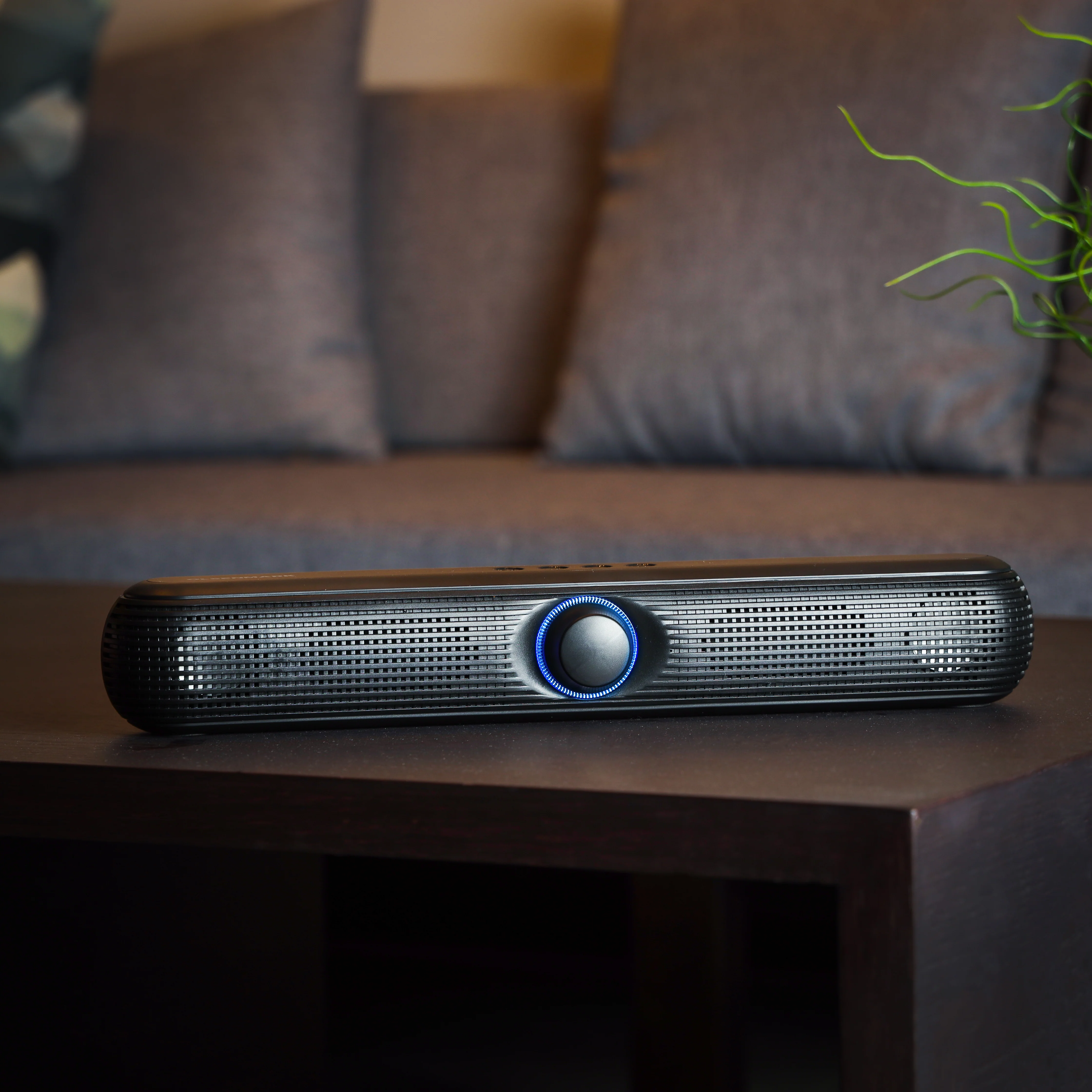 Olsenmark OMMS1288 Wireless Speaker | 2.0CH stereo sound with Bluetooth 5.0 and TWS function| FM radio, USB and TF card input, AUX support, and 1800mAh battery| - Image 4