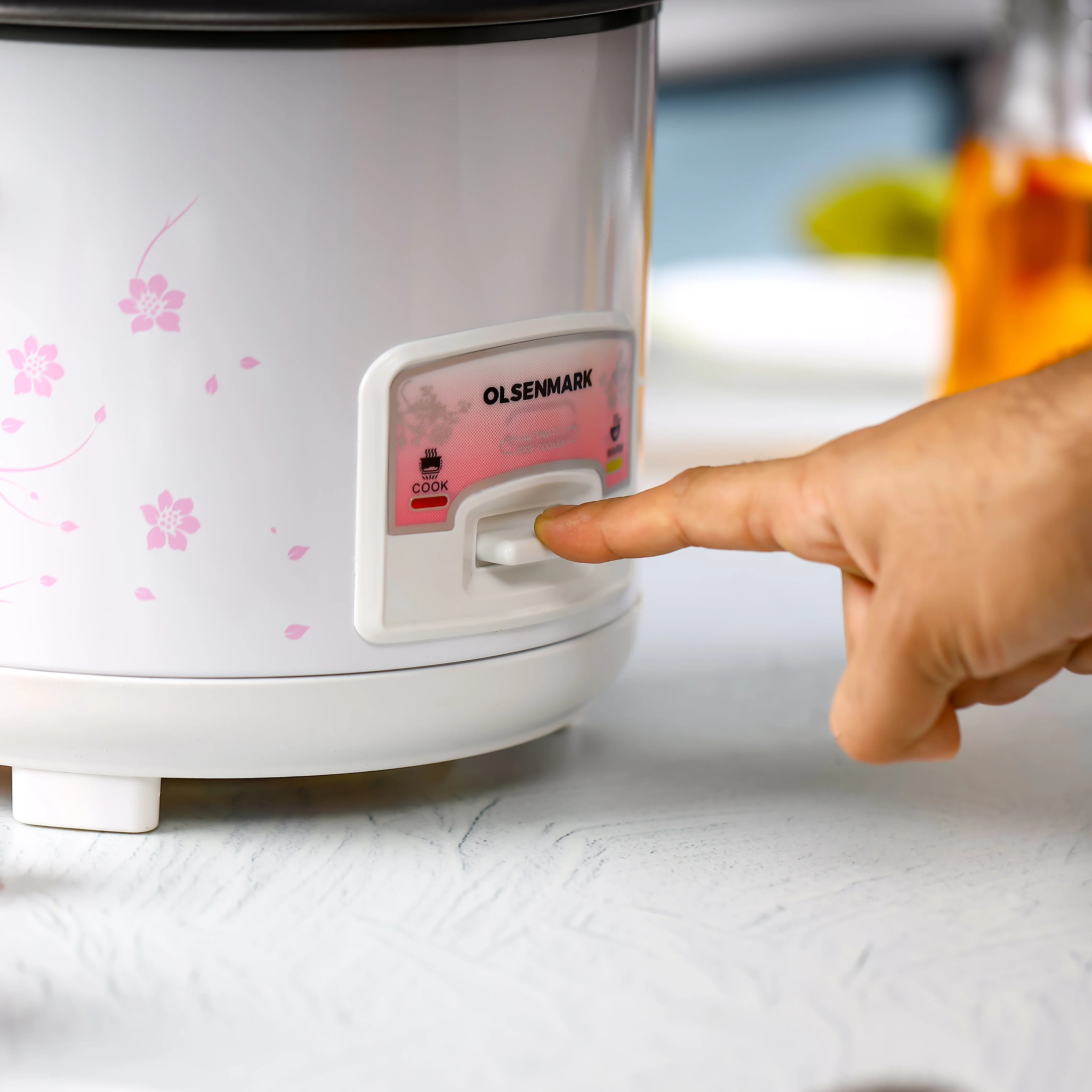 Olsenmark OMRC7026 1.5L Automatic Rice Cooker | 500W power with 3-in-1 Function, warm and steam functions | non-stick aluminum pot and one-touch easy operation| - Image 2