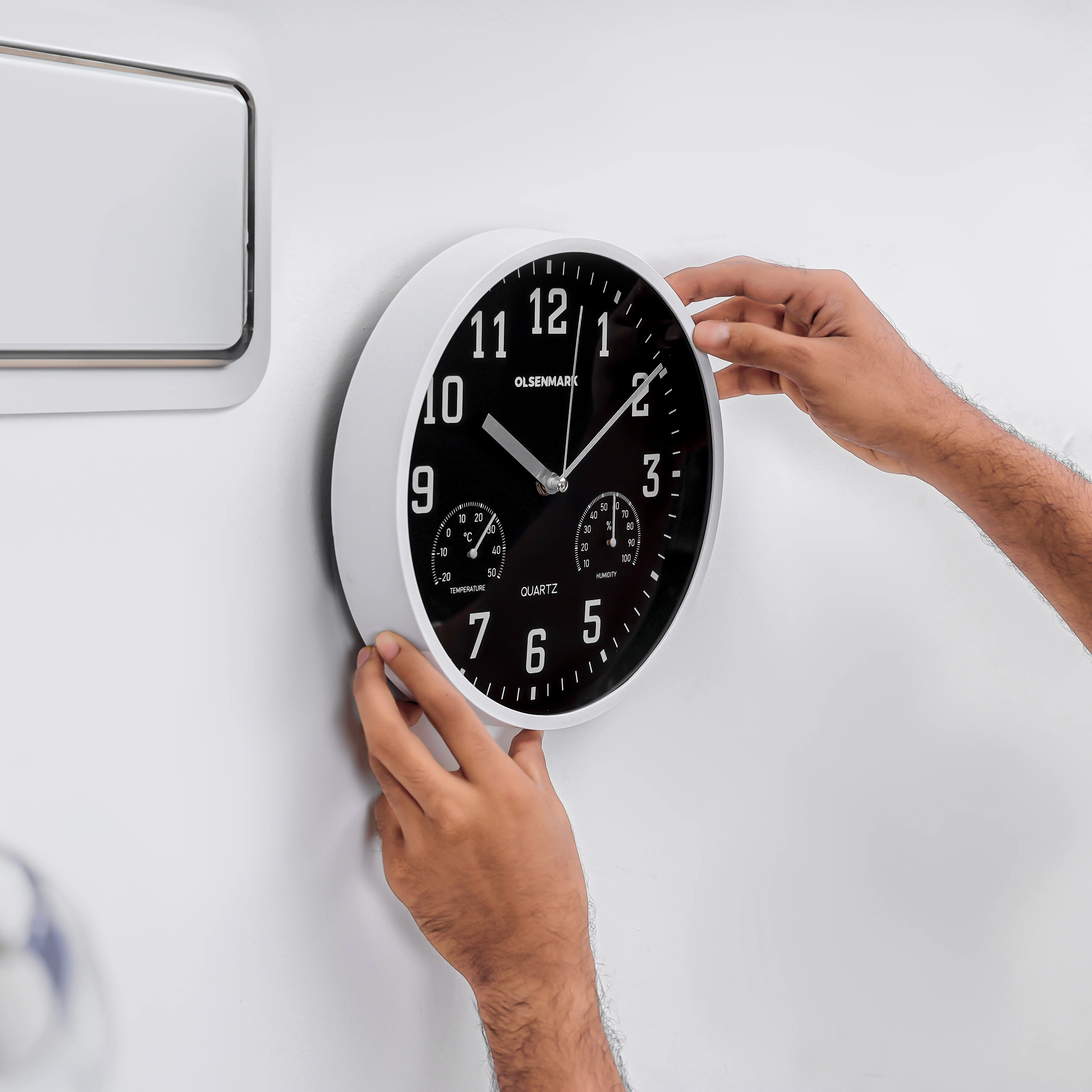 Olsenmark OMWC1777 Wall Clock | temperature and humidity display with precise quartz movement| clear glass lens, and modern design ideal for home or office décor| - Image 4