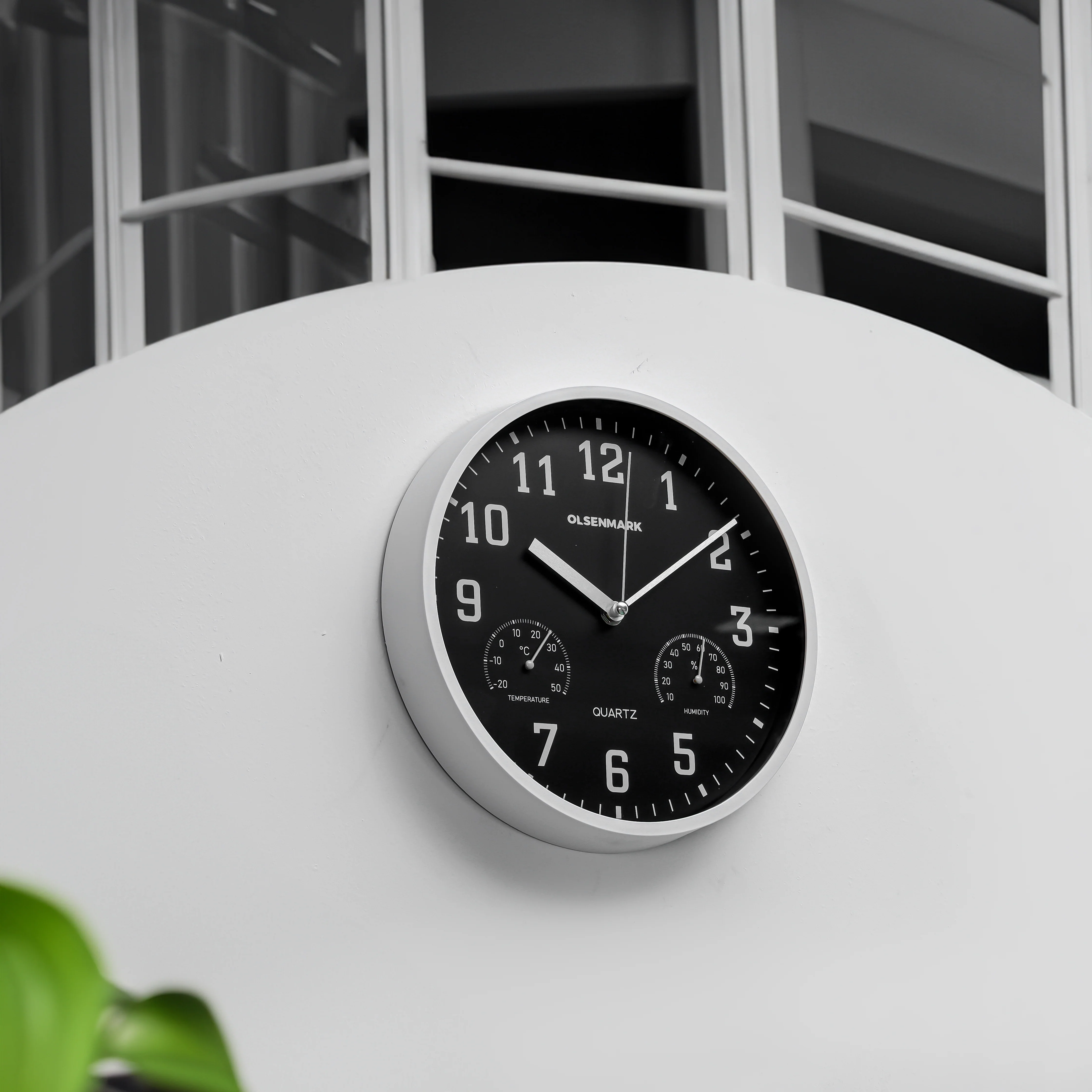 Olsenmark OMWC1777 Wall Clock | temperature and humidity display with precise quartz movement| clear glass lens, and modern design ideal for home or office décor| - Image 5