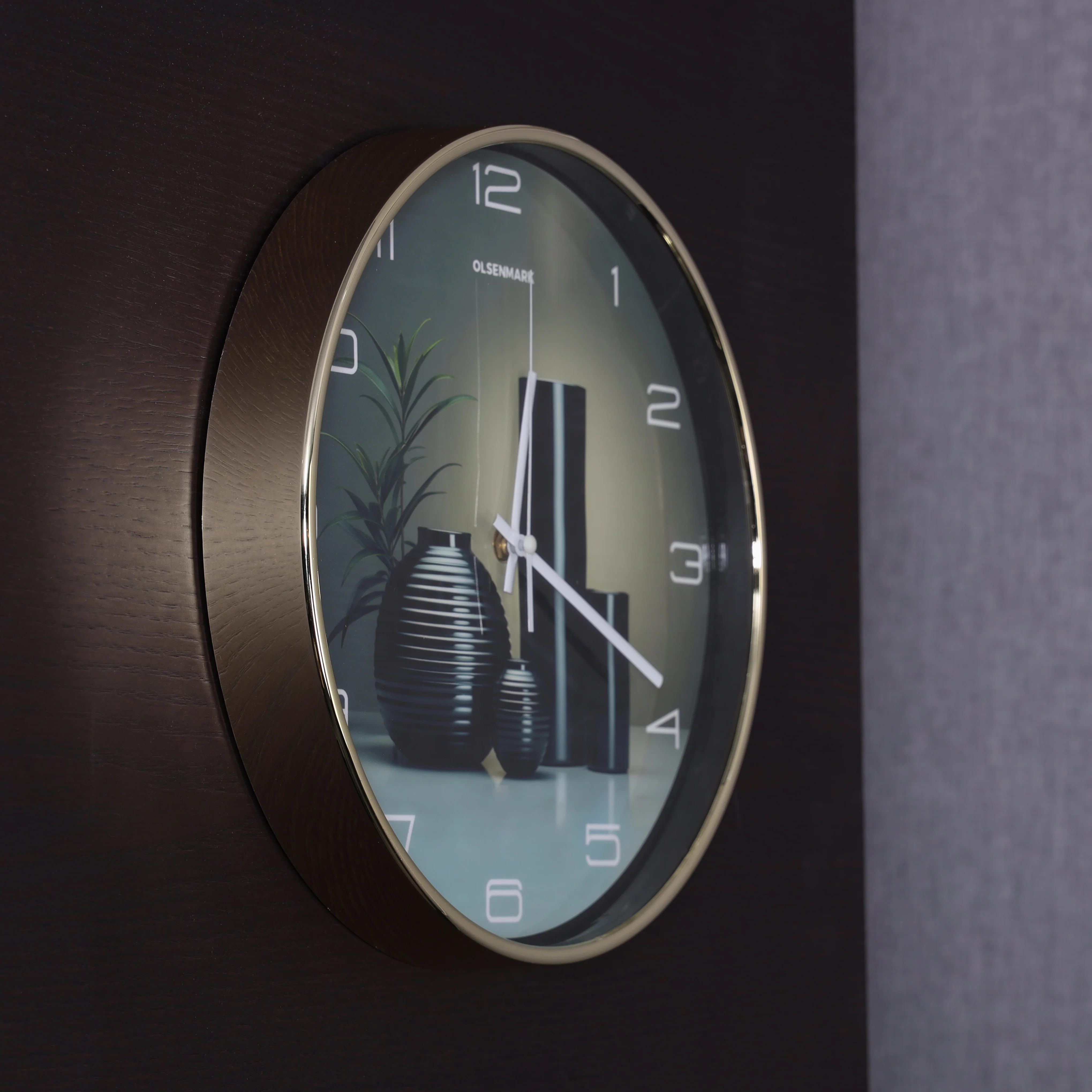 Olsenmark OMWC1915 Decorative Wall Clock | a modern design with silent quartz movement and clear dial visibility| elegant styling, perfect for enhancing any space| - Image 4