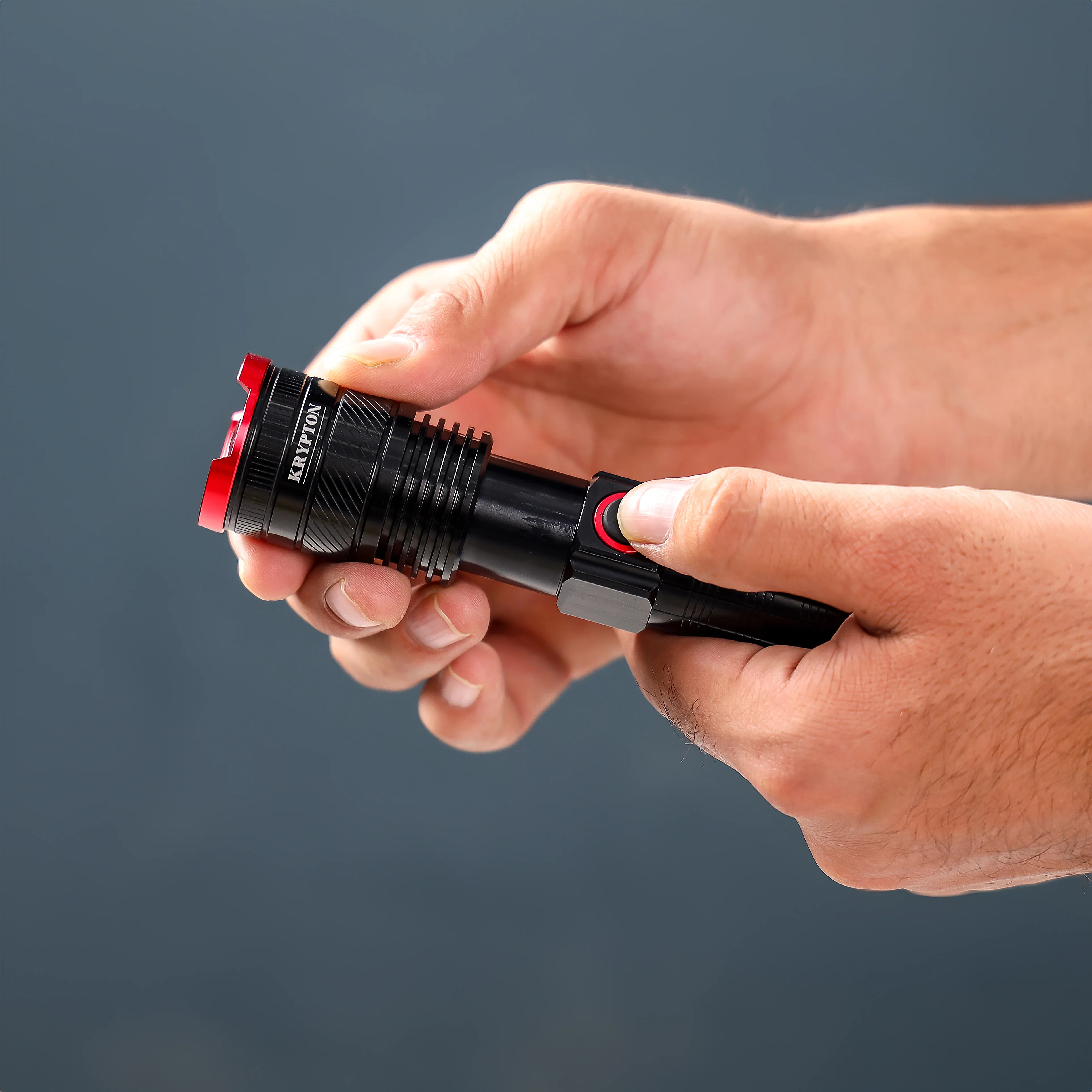 Zoomable KNFL5442 LED Flashlight | 1500 lumen brightness, 4000mAh rechargeable battery with Type-C charging| adjustable zoom focus & aluminum body for outdoor use| - Image 4